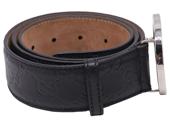 Cinturón Gucci Guccissima con hebilla Interlocking G en cuero negro - vista 3