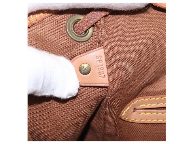 Louis Vuitton Montsouris Monogram MM Marrone - vista 7