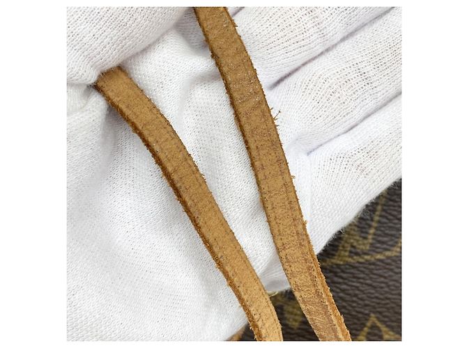 Sac à dos Louis Vuitton Monogram Montsouris MM Marron - vue 10