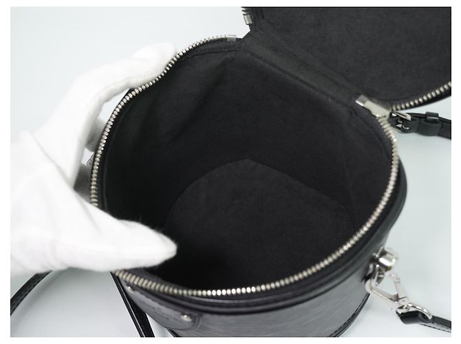 Louis Vuitton Cannes Epi Nero - vista 4