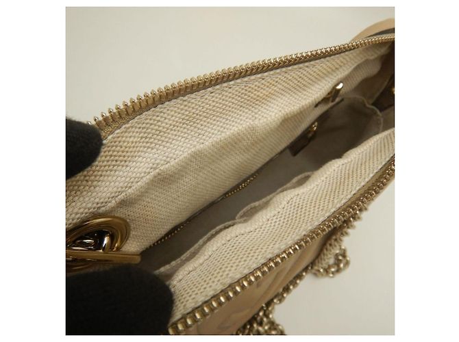 Borsa a tracolla con catena Soho di Gucci Beige - vista 15