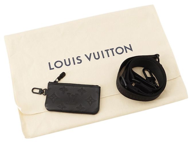 Borsa a tracolla Louis Vuitton Monogram Shadow Duo Nero - vista 16