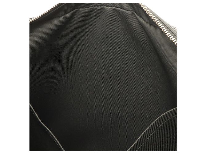 Borsa Louis Vuitton Taiga PDV Porte Documents Voyage PM Grigio - vista 9