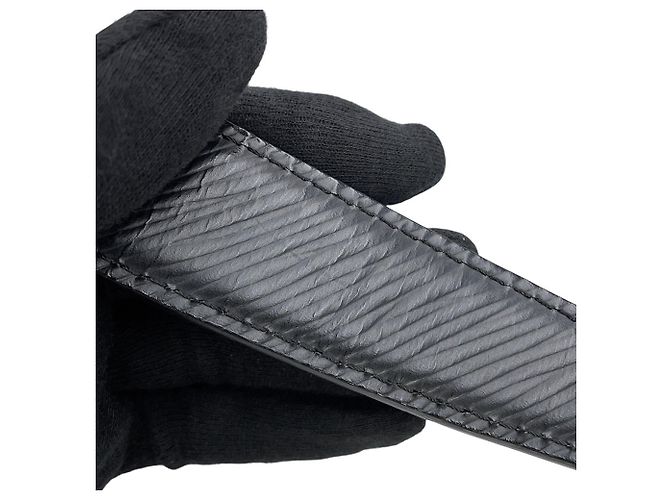 Borsa a tracolla con catena Louis Vuitton Epi Twist MM Nero - vista 16