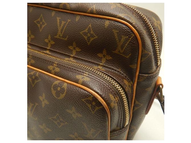 Louis Vuitton Monogram Nile Schultertasche Braun - Ansicht 16