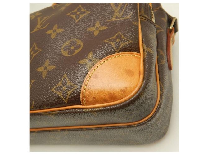 Louis Vuitton Monogram Nile Schultertasche Braun - Ansicht 18