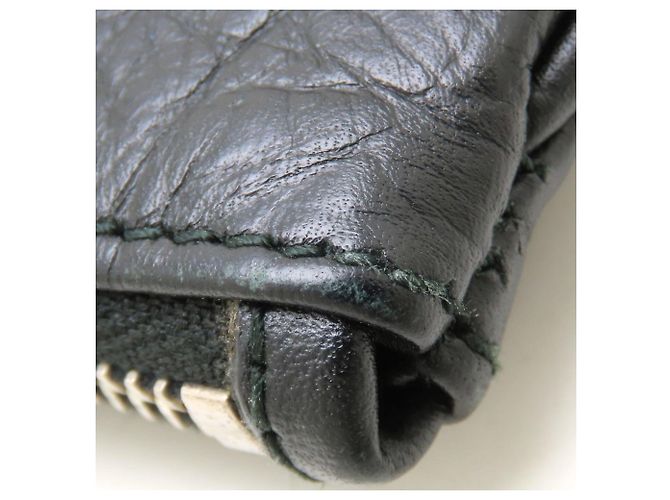Clutch Balenciaga in pelle goffrata - vista 13