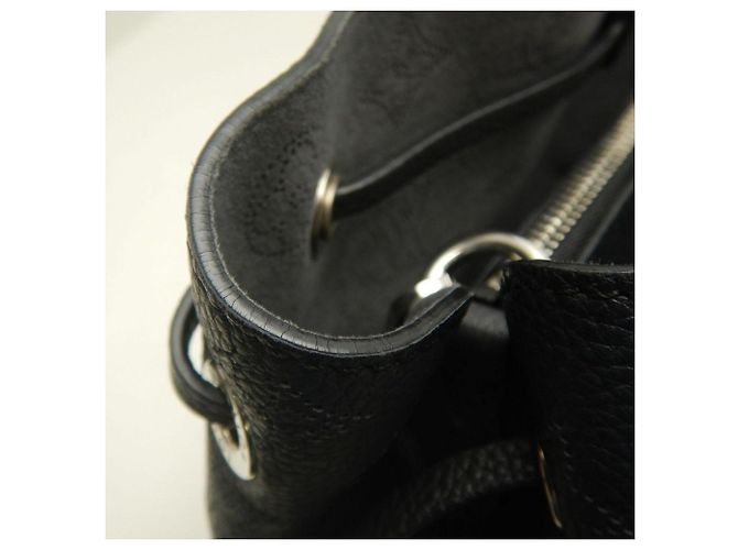 Borsa Tote Louis Vuitton Mahina Bella Nero - vista 11