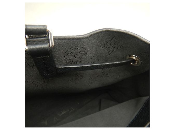 Borsa Tote Louis Vuitton Mahina Bella Nero - vista 17