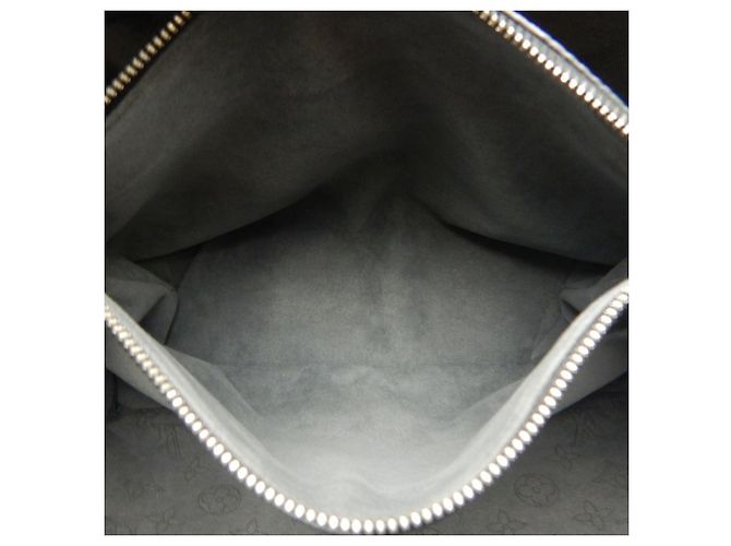 Borsa Tote Louis Vuitton Mahina Bella Nero - vista 19
