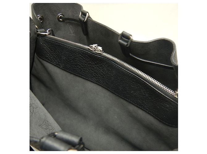 Borsa Tote Louis Vuitton Mahina Bella Nero - vista 21