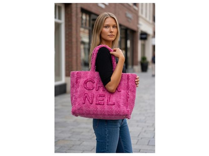 Chanel 19K Large Giant Logo Borsa Tote in Tweed Rosa Gold hardware - vista 3