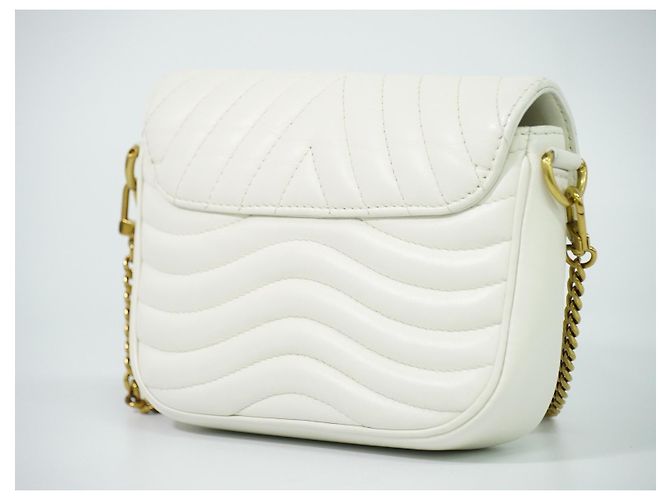 Louis Vuitton New Wave Multi Pochette in pelle trapuntata Bianco - vista 2