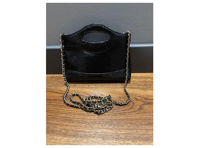 Borsa Chanel 31 Metiers D’art Black Flap Bag con catena Nero - vista 2