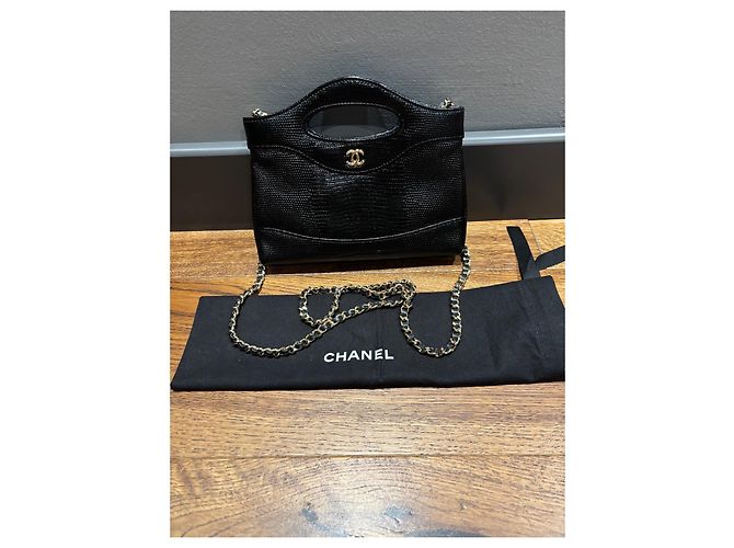 Borsa Chanel 31 Metiers D’art Black Flap Bag con catena Nero - vista 5