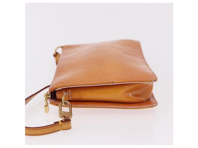Pochette Louis Vuitton Lexington in pelle lucida Rosa - vista 4
