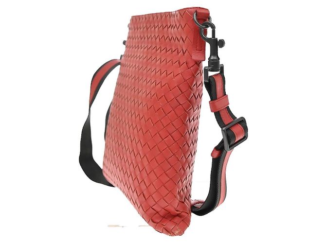 Bottega Veneta Flat Messenger Intrecciato Nappa Medium Rosso - vista 4