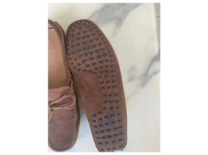 Mocassini Tod's in scamosciato marrone - vista 2
