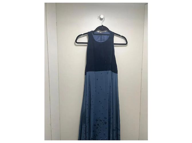 Valentino Garavani Langes Kleid aus Seide und Samt in Marineblau mit Vogelmuster - Ansicht 2