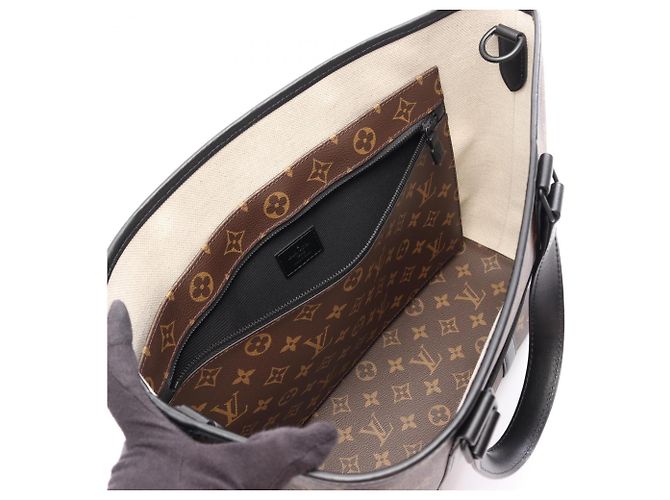 Tote Weekend PM Louis Vuitton Monogram Macassar Marrone Nero - vista 3