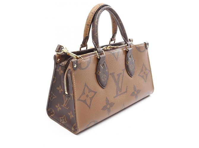 Borsa Louis Vuitton OnTheGo EW Monogram Giant Reverse Marrone - vista 2