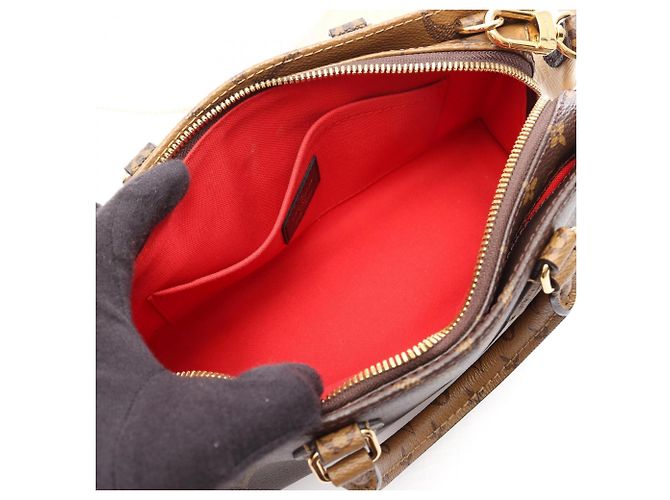Borsa Louis Vuitton OnTheGo EW Monogram Giant Reverse Marrone - vista 3