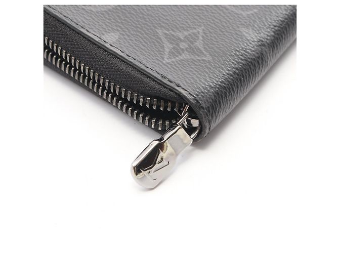Zippy Louis Vuitton Long Bi-Fold Wallet in Black - view 8