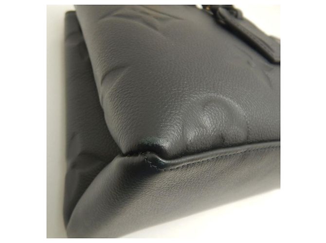 Borsa Louis Vuitton Monogram Empreinte Petit Palais Nero - vista 11