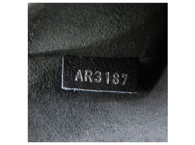 Borsa a tracolla Louis Vuitton Love Note M54871 Nero - vista 8