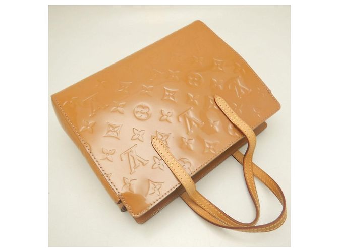 Borsa Louis Vuitton Monogram Vernis Catalina BB Rosa - vista 3