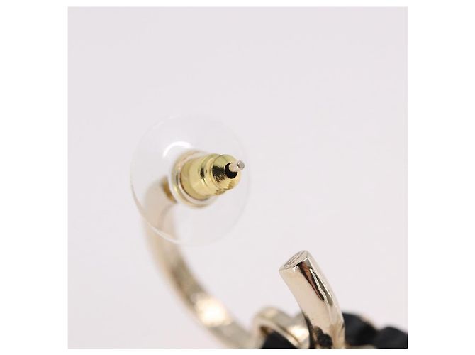 Orecchini a cerchio CHANEL Motif COCO Mark in Metallo Oro Bianco CC Auth SW2656SM D'oro - vista 5
