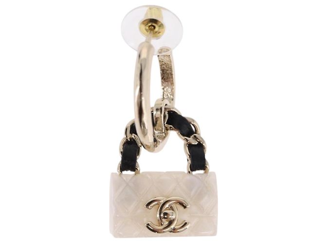 Orecchini a cerchio CHANEL Motif COCO Mark in Metallo Oro Bianco CC Auth SW2656SM D'oro - vista 7
