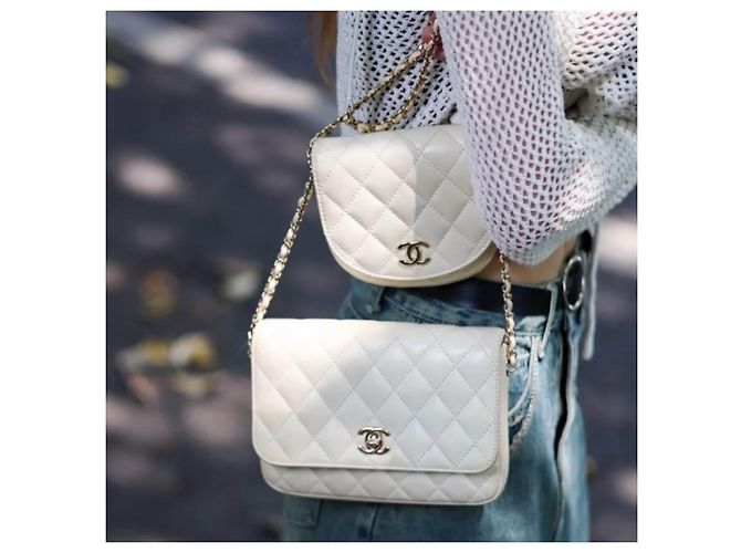 Chanel Lambskin Quilted Side-Packs bianco - vista 6