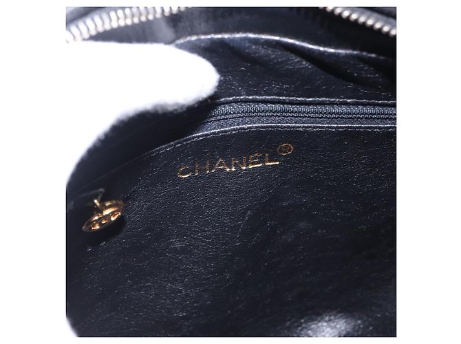 Borsa a tracolla CHANEL Trip Luco co in pelle nera e oro CC Auth ka5247 Nero D'oro - vista 16