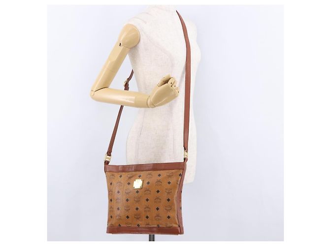 Borsa a Spalla MCM Vicetos Logogram PVC Pelle Marrone Oro Auth 192237 D'oro - vista 23
