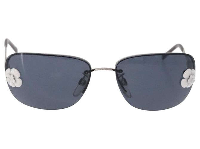 Gafas de sol CHANEL Camelia Metal Light Blue Silver CC Auth SW2597V Plata Azul claro - vista 2
