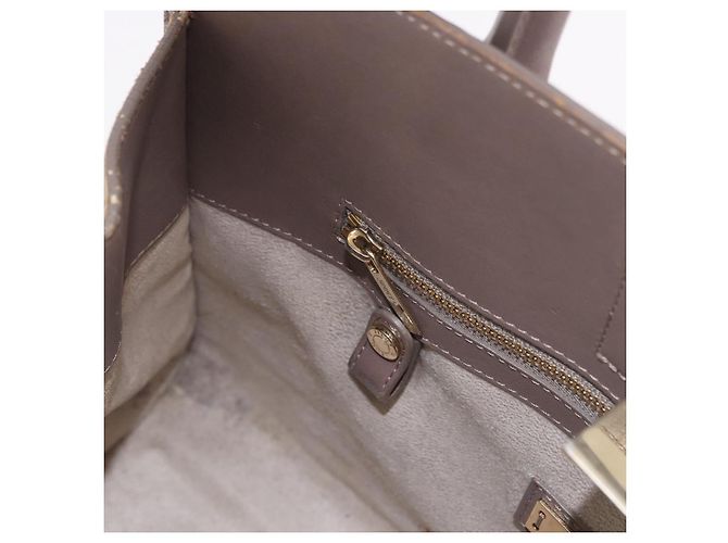 Borsa Jimmy Choo Riley Small Star Studs in pelle grigia e oro Auth bs36088 Marrone D'oro - vista 20