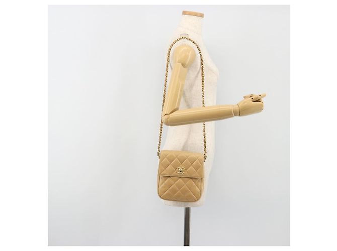 CHANEL Borsa a Spalla Matelasse in Pelle di Agnello Beige Oro CC Auth 193017 D'oro - vista 23