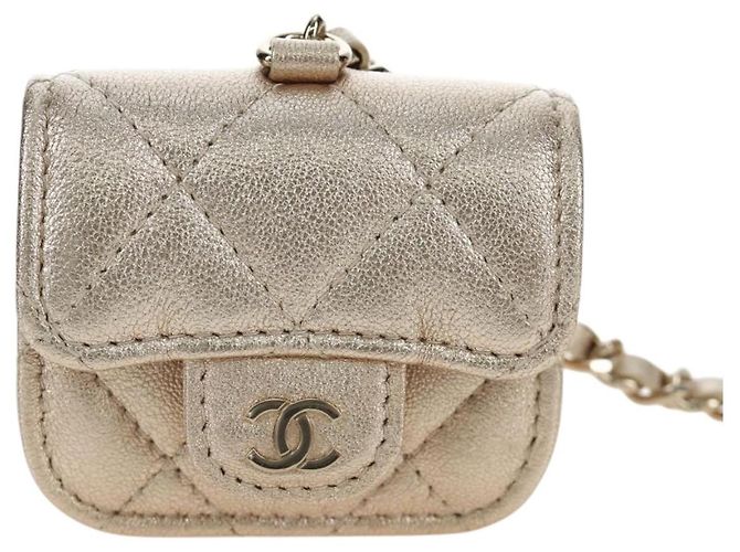 CHANEL Custodia Matelassé per AirPods Pro Set Pochette in Pelle Gold CC Auth 191648SM D'oro - vista 2