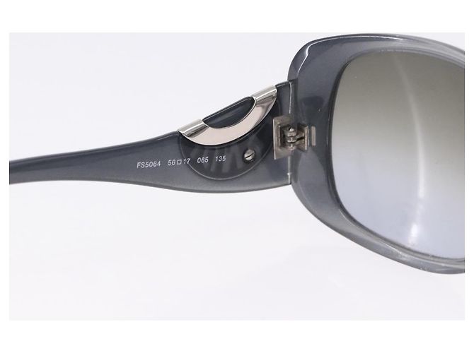Gafas de sol FENDI de plástico gris Auth bs36208 Castaño - vista 11