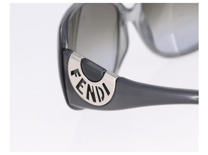 Gafas de sol FENDI de plástico gris Auth bs36208 Castaño - vista 9