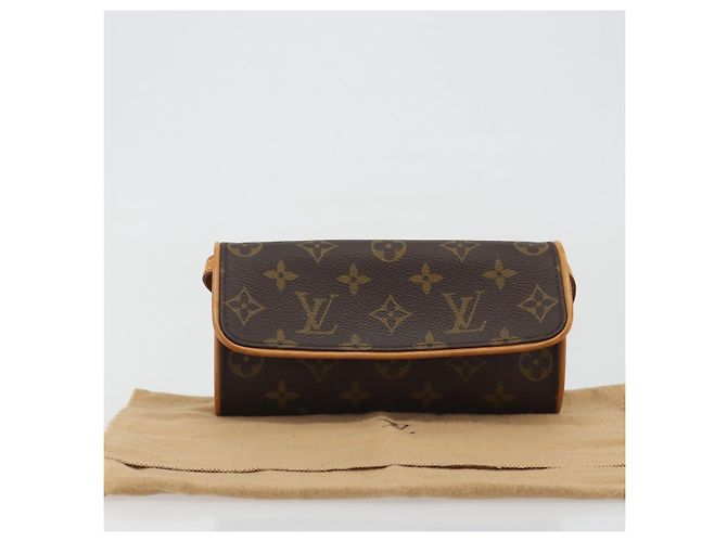 LOUIS VUITTON Monogram Pochette Twin PM Borsa a Spalla M51854 LV Auth 186629A Monogramma - vista 12