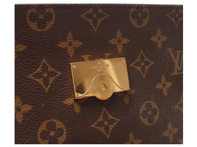 Borsa 2Way Louis Vuitton Cluny MM Monogram Canvas Marrone M42735 Bordò - vista 15