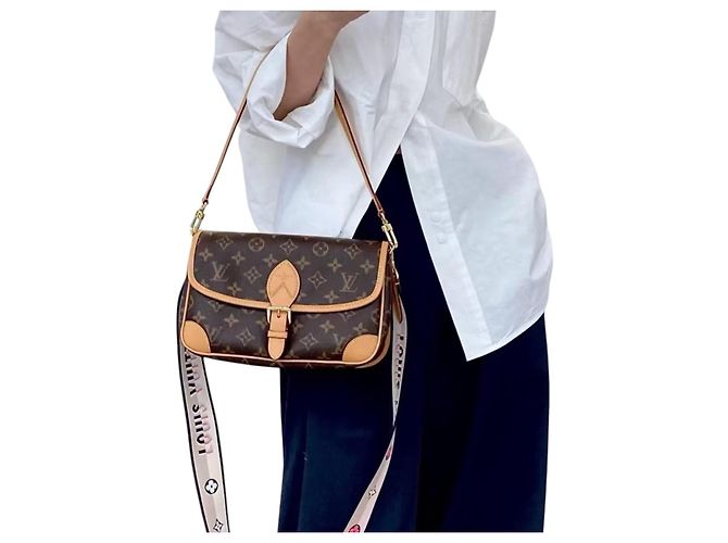 Borsa Diane in Monogram Canvas nero Louis Vuitton Marrone Monogramma - vista 2