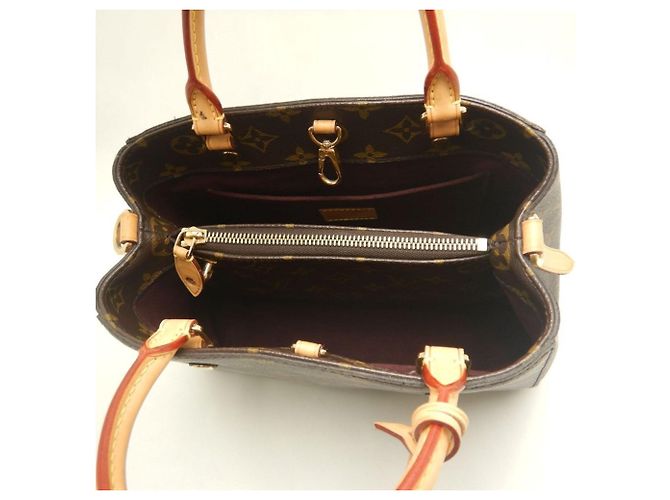 Borsa Louis Vuitton Monogram Montaigne BB Marrone - vista 17