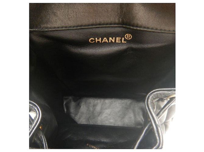 Zaino Chanel Matelassé in agnello nero - vista 4