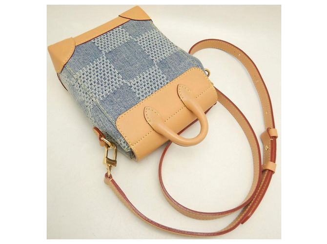 Borsa a tracolla Louis Vuitton Damier Denim 3D Nano Steamer Blu - vista 3