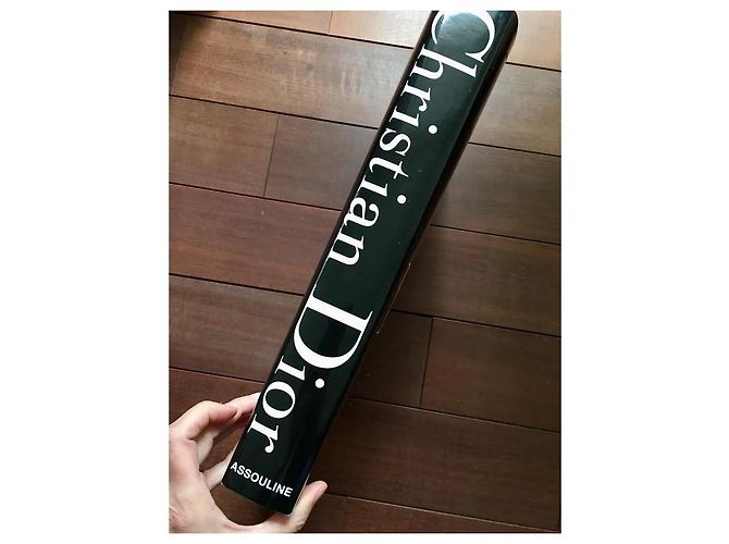 Christian Dior XL - Editions Assouline Black White - view 13