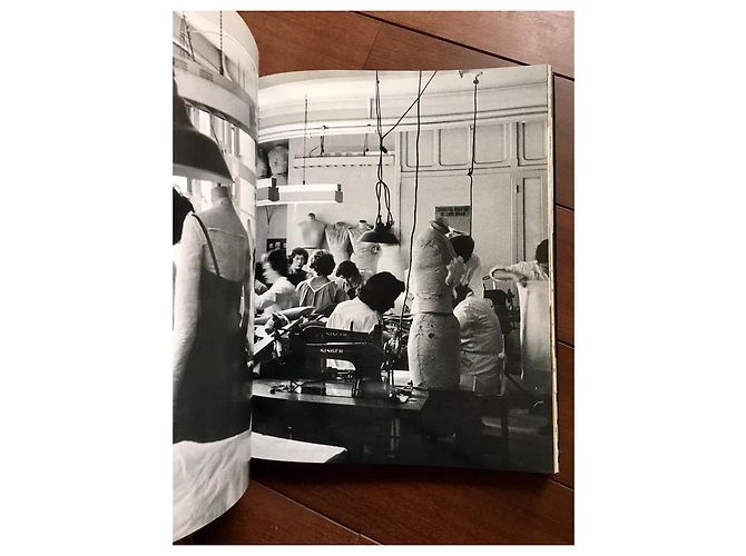 Christian Dior XL - Editions Assouline Black White - view 6