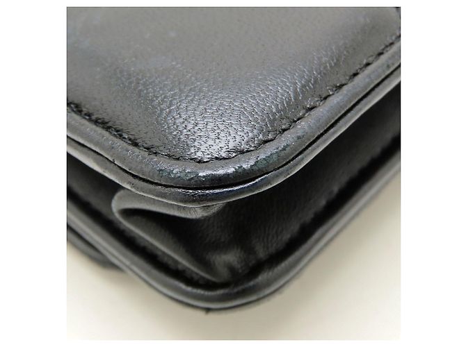 Portafoglio con catena in agnello nero Chanel - vista 20